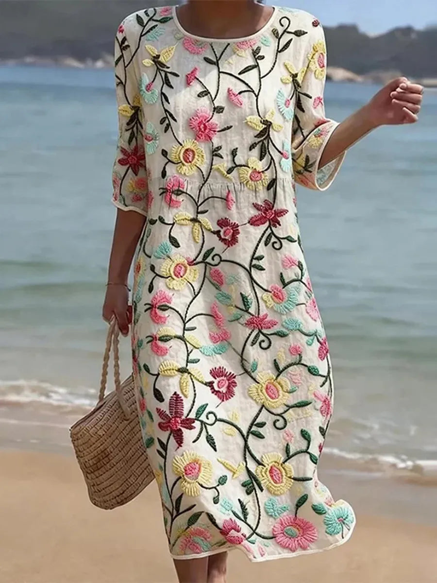 Maisie - Böljande blommig sommarklänning