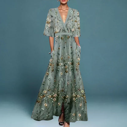 Flora - Elegant blommig maxiklänning