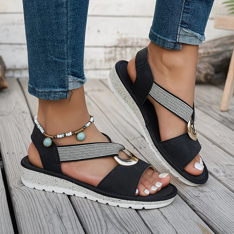 Emilia - Platta sandaler med spänne