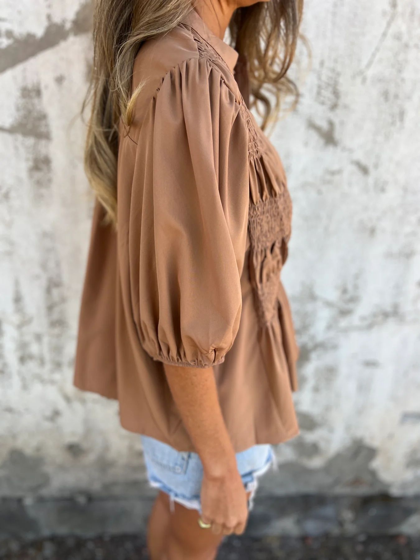 ELIZA™ - Plisserad blus med knappar