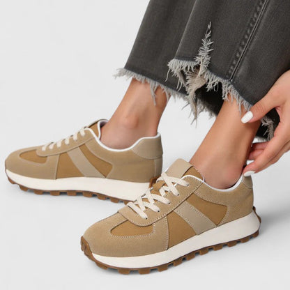 Lunaria™ Elegant Lift Shoes