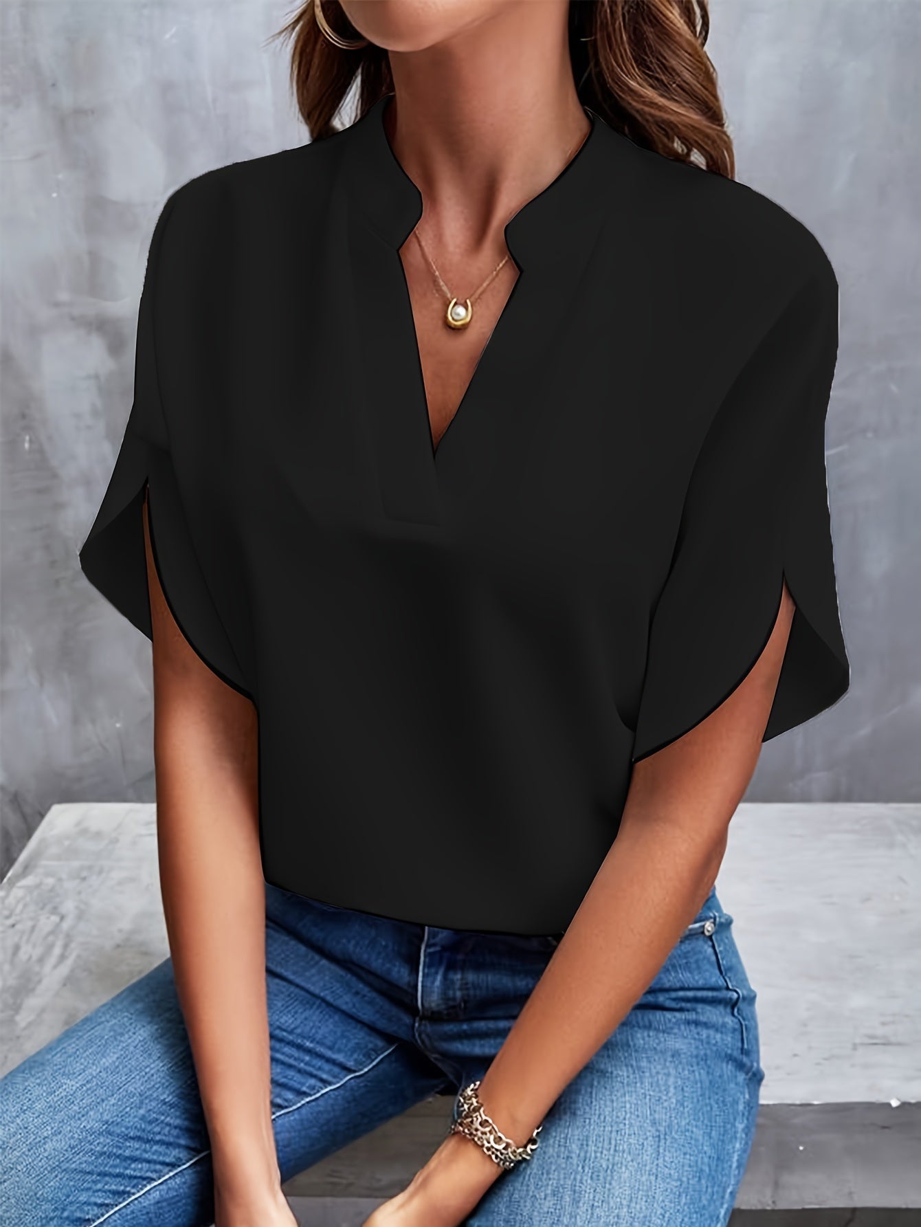 DELANEY™ - Elegant modern blus
