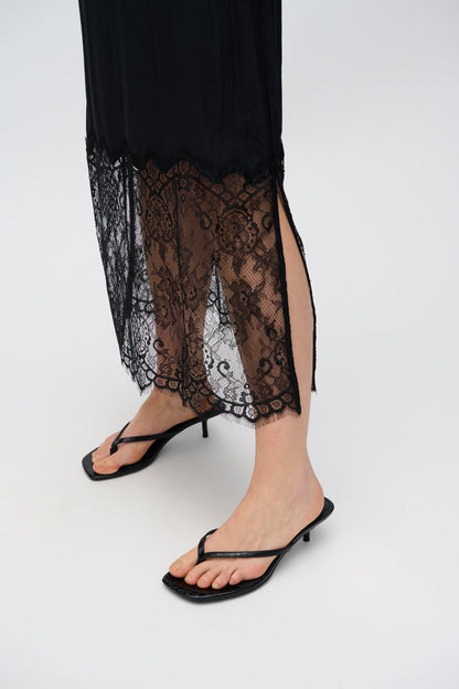 Freja™ | Elly midi dress with lace | Black