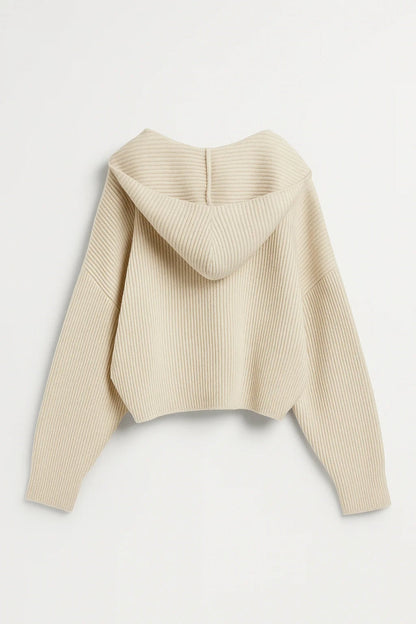 ELANORA | DJUP V-RINGAD STICKAD KOFTA