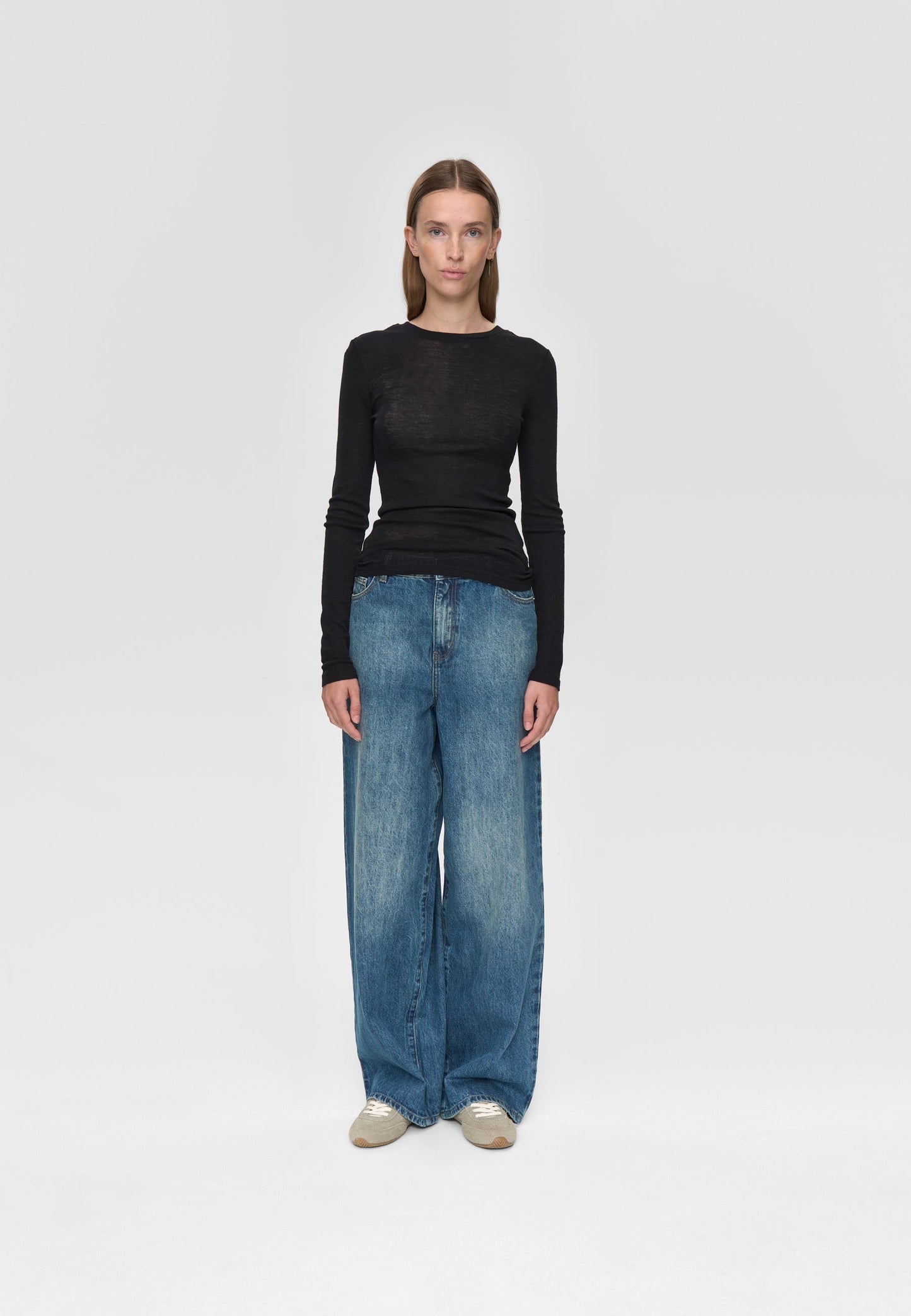 Freja™ | Natasha's Long Sleeve T-Shirt | Black