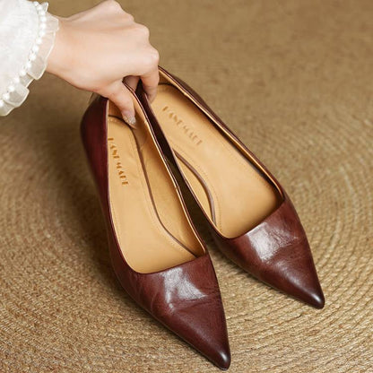 Sarah | Raffinerade pumps i läder med spetsiga tår