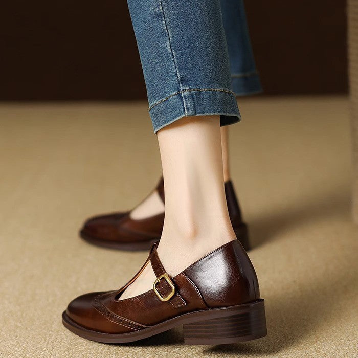 Ysolenne | Eleganta T-Bar Mary Janes