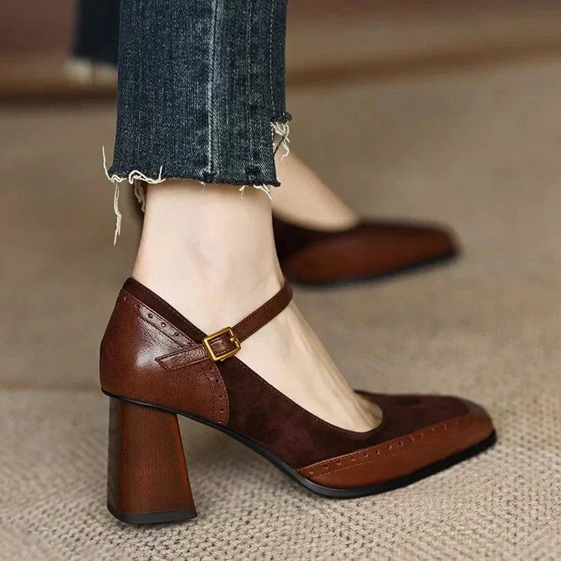 Ellie | Klassiska pumps i läder