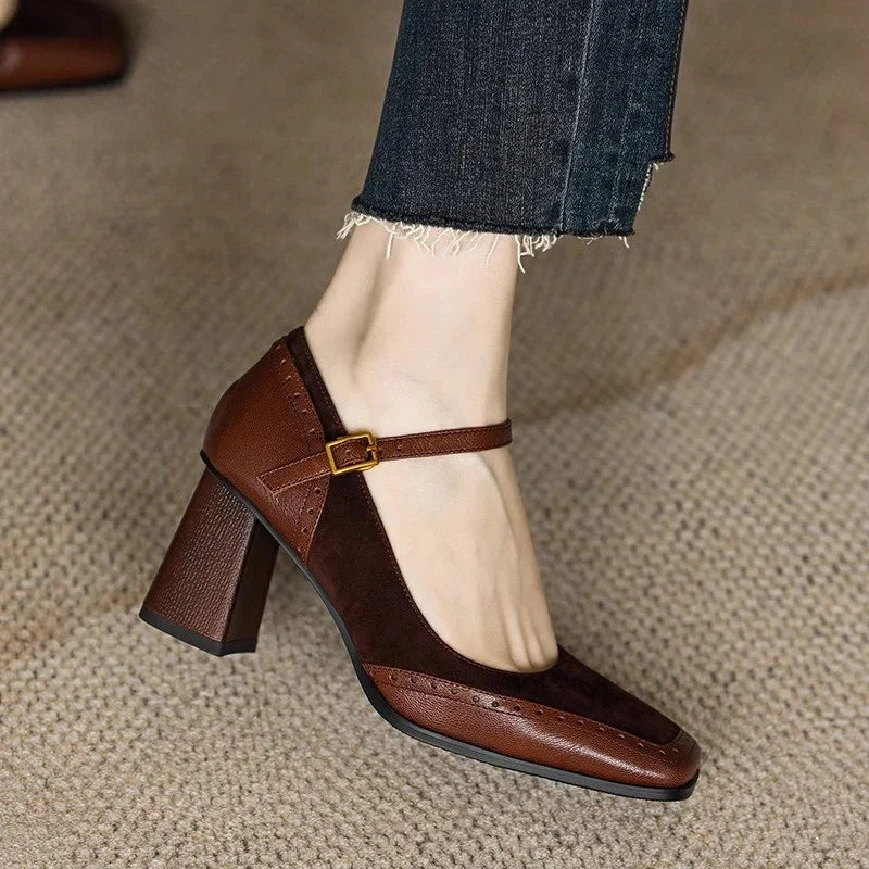 Ellie | Klassiska pumps i läder
