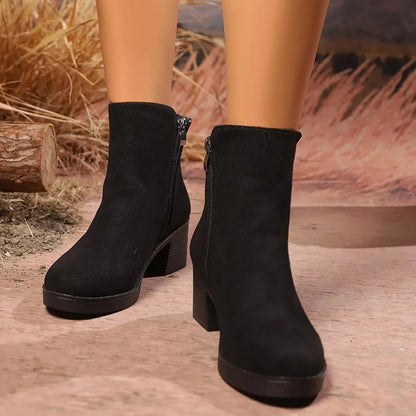 Granvyn™ – Boots with Structured Upper and Stable Clack