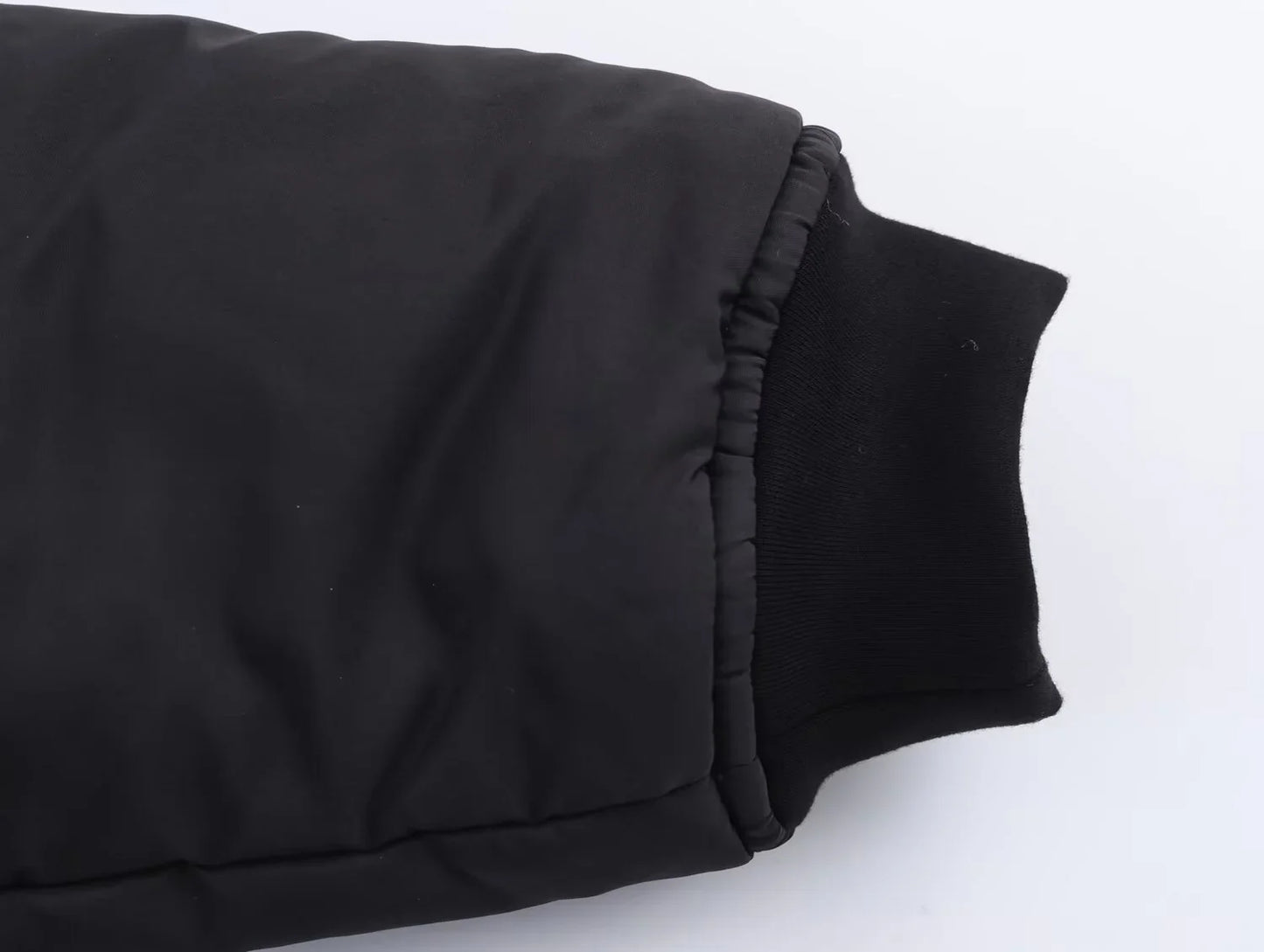 Skavryn™ – Short Winter Jacket in Modern Silhouette