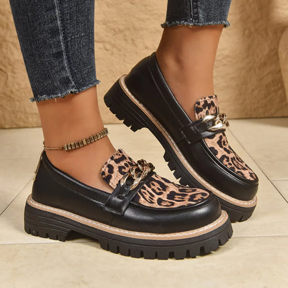 Norvyn™ – Loafers with Structured Upper and Rugged Sole