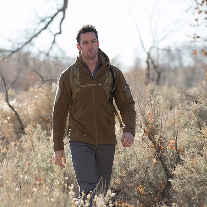 FrostWolf™ – Tactical Fleece Jacket