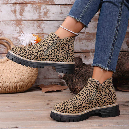 SkandLoom™ – Boots with Structured Upper and Robust Sole