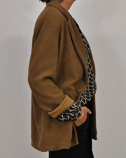 ELVIRA™ - Geometrisk V-ringad blus