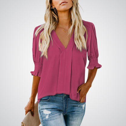 MONICA™ – Snygg blus med v-ringning