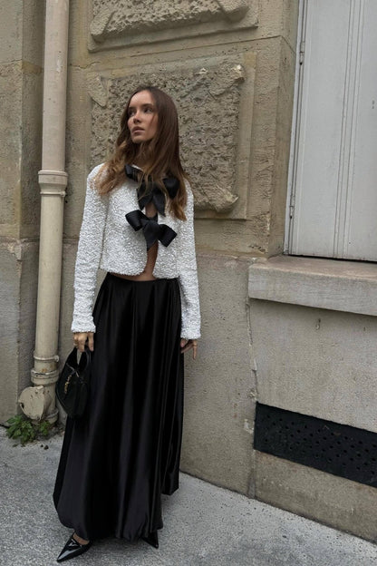 Anwen | Elegant blus med rosettdetalj