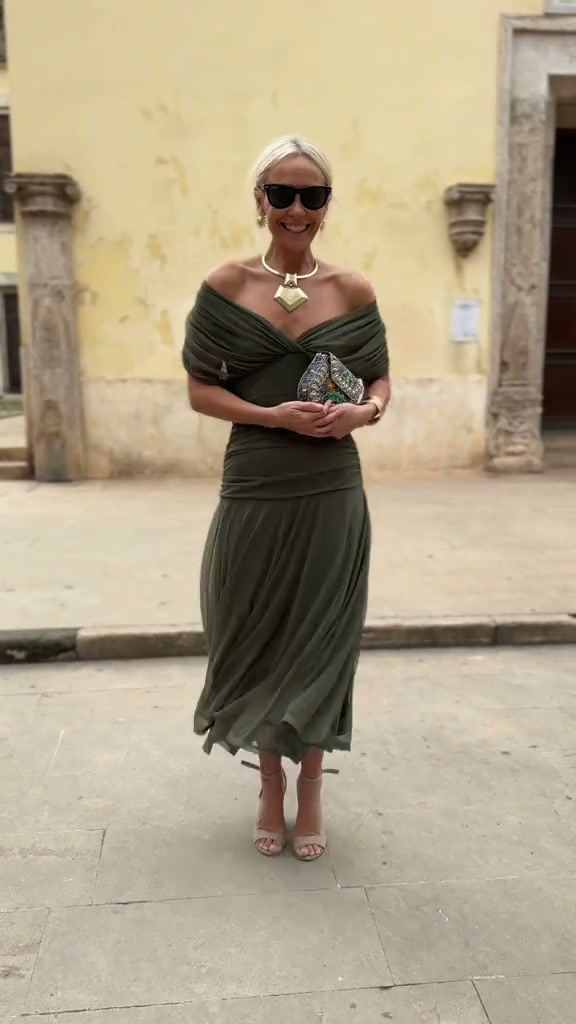 Jade - Elegant Grön Klänning
