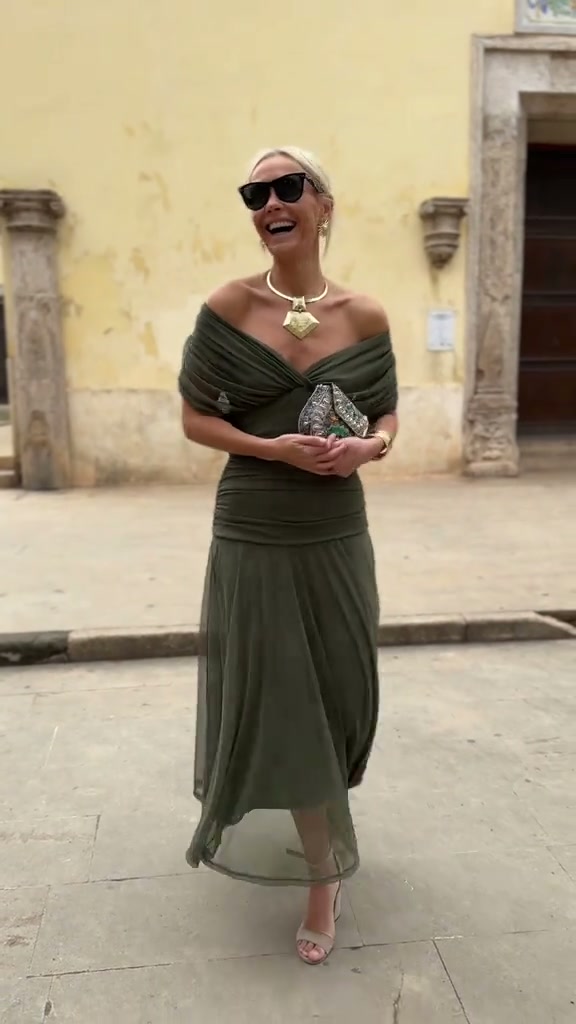 Jade - Elegant Grön Klänning